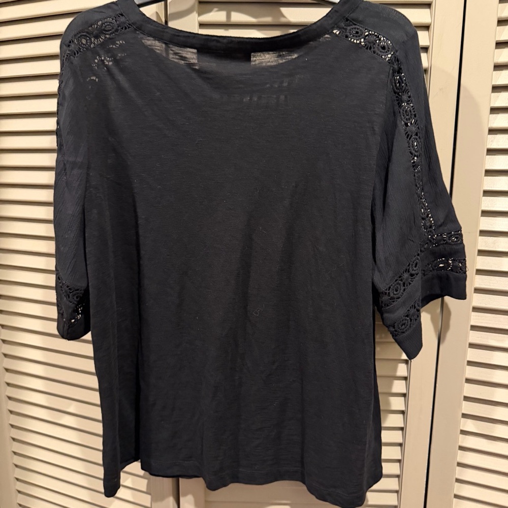NWTs LOFT Black Lace Sleeve linen blend Women's Top